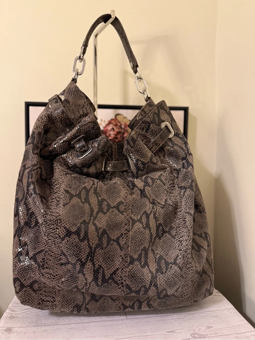 Tory Burch stylish excellent